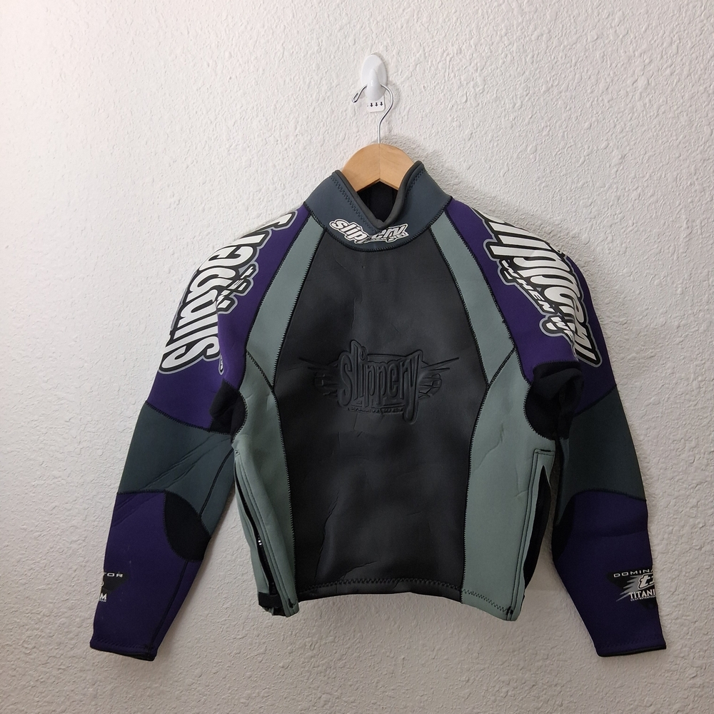 Women's Slippery When Wet Upper Body Wet Suit : Size: Medium : Purple/Grey